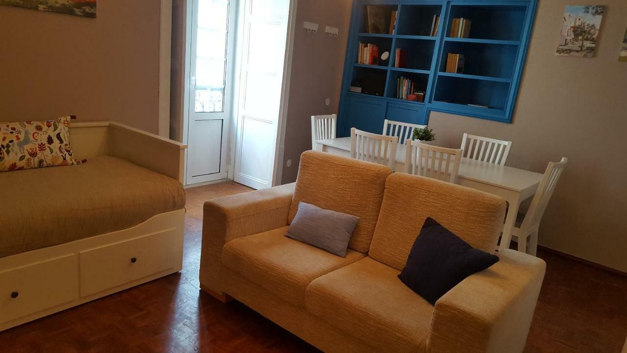 Henri'S Apartments - City Centre ラゴス エクステリア 写真